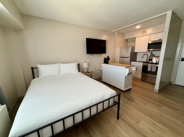 7301 Graceland Dr #329