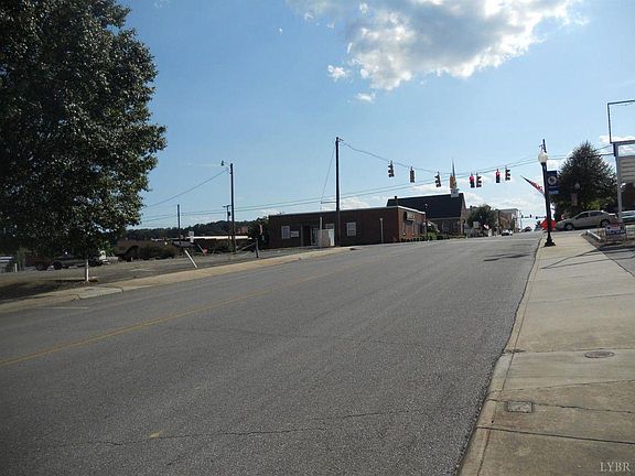 5th image of 606 7th St