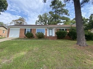 6440 Easthampton Rd, Fayetteville, NC 28314