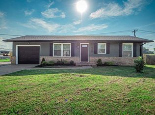 1821 Westwood Dr, Mount Vernon, IN 47620
