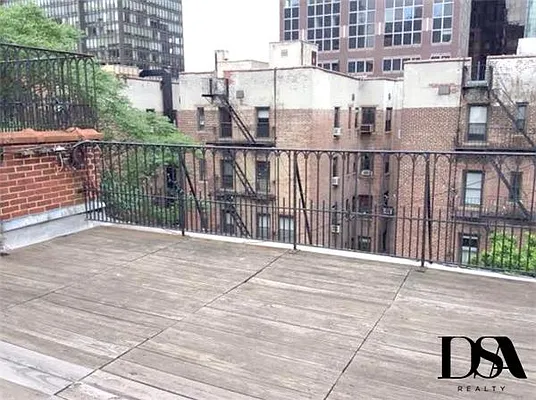 Rented by DSA Realty | media 43