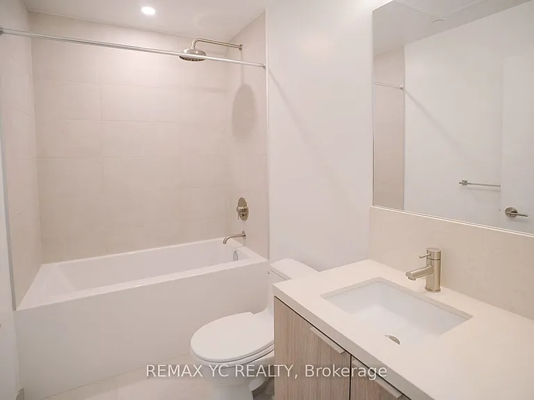 2020 Bathurst St #721 — Photo 6