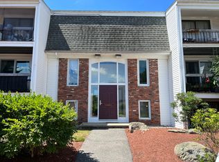 96 Main St APT C8, Foxboro, MA 02035