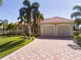1940 SE 21st St, Cape Coral, FL 33990