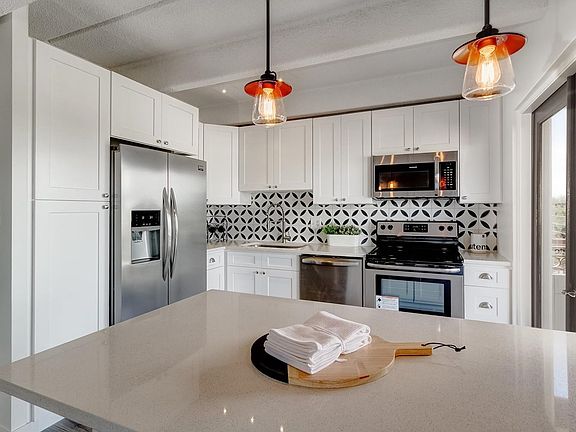 2nd image of 1441 N Humboldt St APT 508