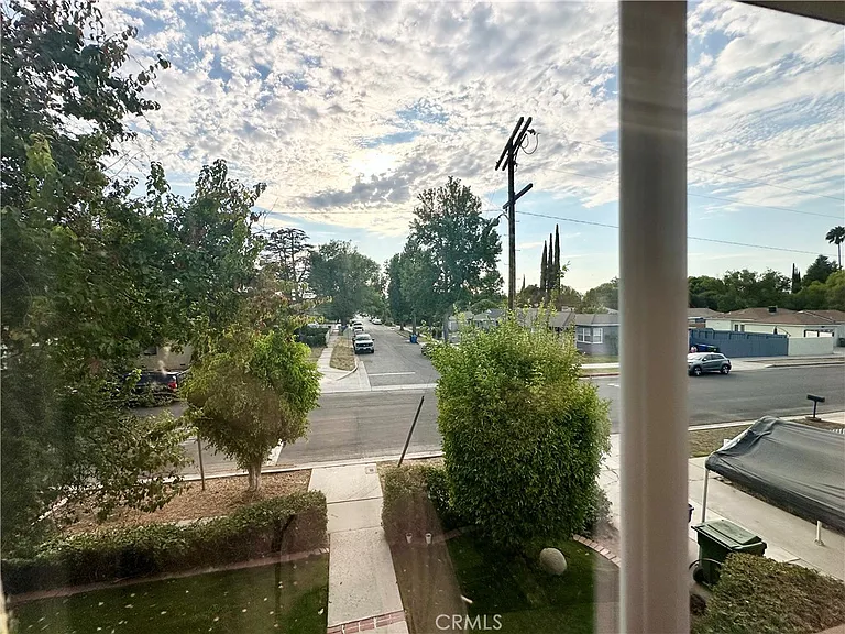 6220 Etiwanda Ave — Photo 15