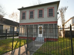 1119 Oxford St, Houston, TX 77008
