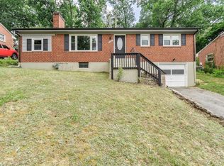 4420 Glenn Ridge Rd NW, Roanoke, VA 24017