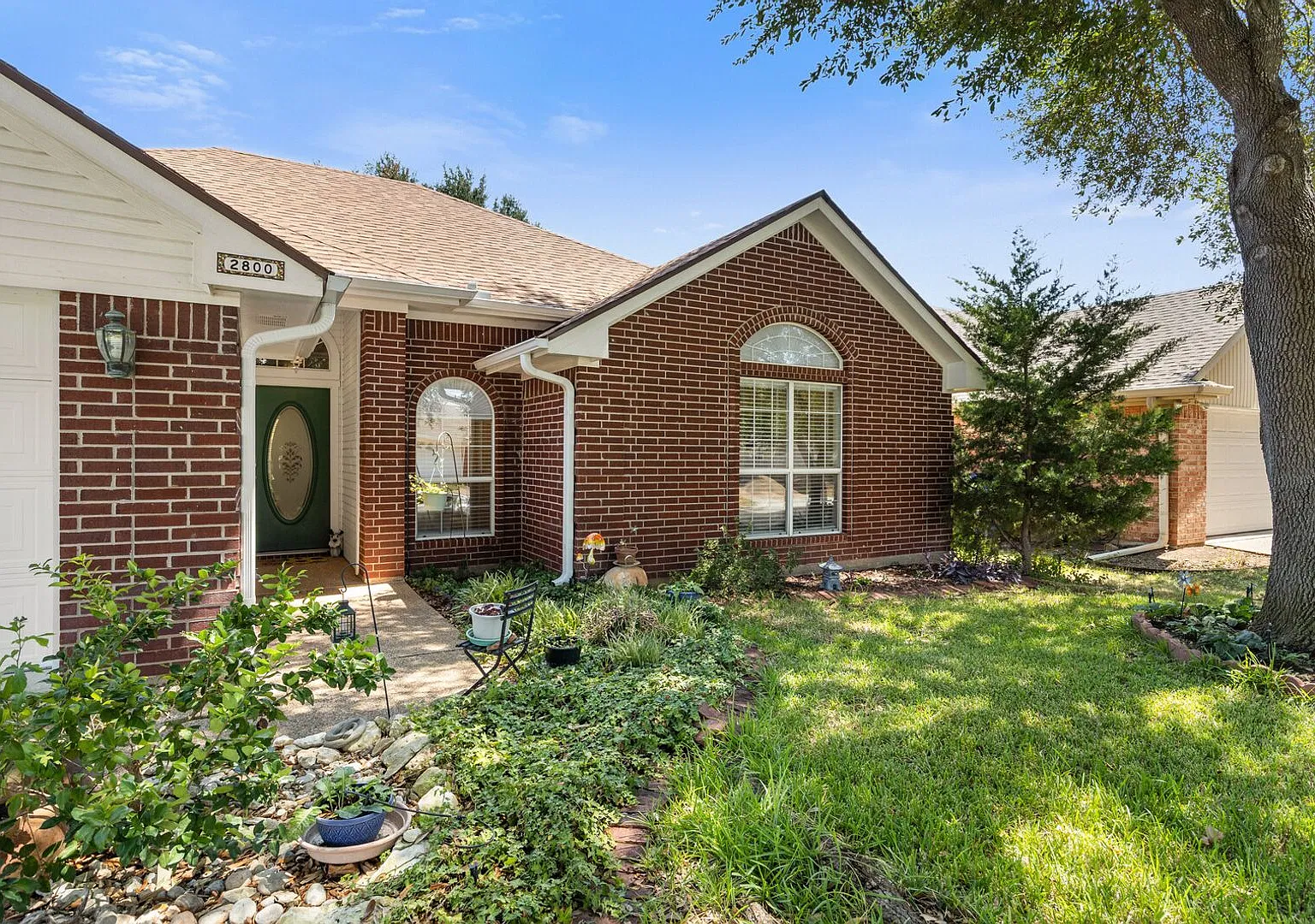 Great 3 Bedroom 2 Bath Home in Midway ISD! — Photo 2