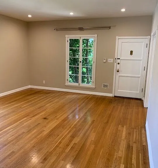 1201 S Ogden Dr — Photo 5