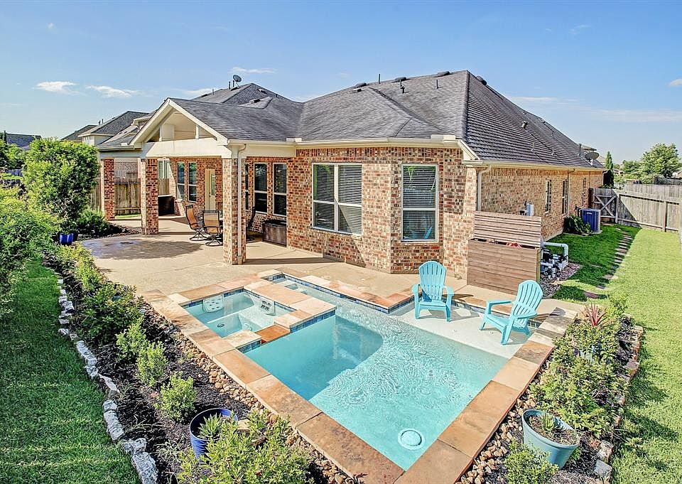 1st image of 3507 Cameron Bluff Ln