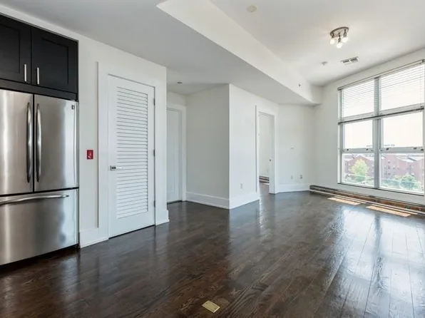 704 Grand Street image 6 of 30