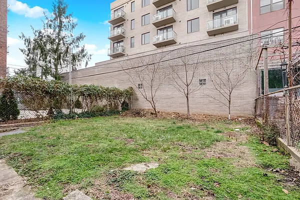 Rented by Nest Seekers International | media 7