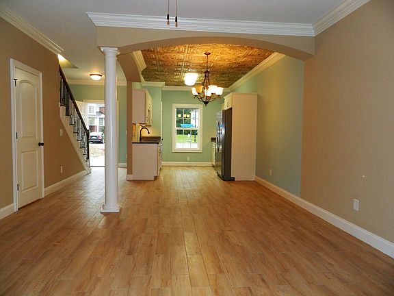5th image of 1177 Waxwing Dr #A