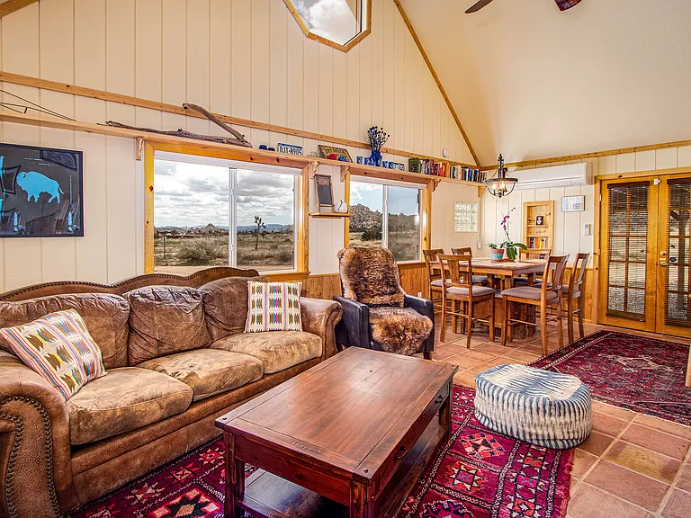 5031 Tom Mix Rd — Photo 4