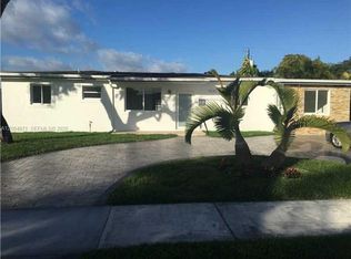 4241 SW 98th Ave, Miami, FL 33165