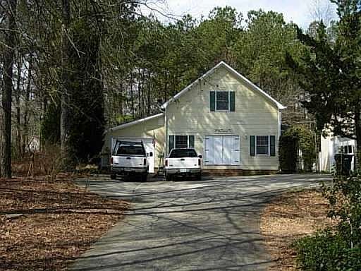 2nd image of 405 Camden Cope