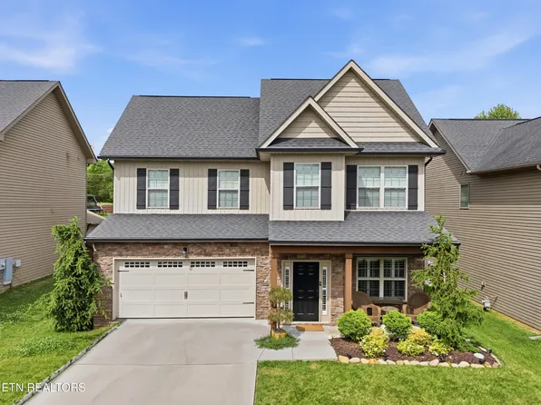1546 Yarnell Station Blvd, Knoxville, TN 37932