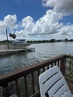 1 bed, 1.0 bath, 800 sqft, $1,200 — Photo 1