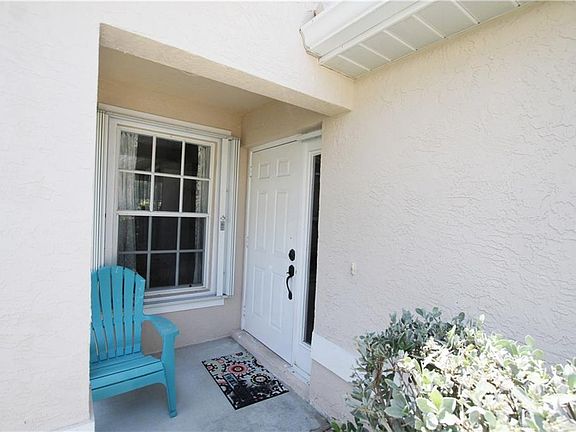 5th image of 3496 SW Coco Palm Dr