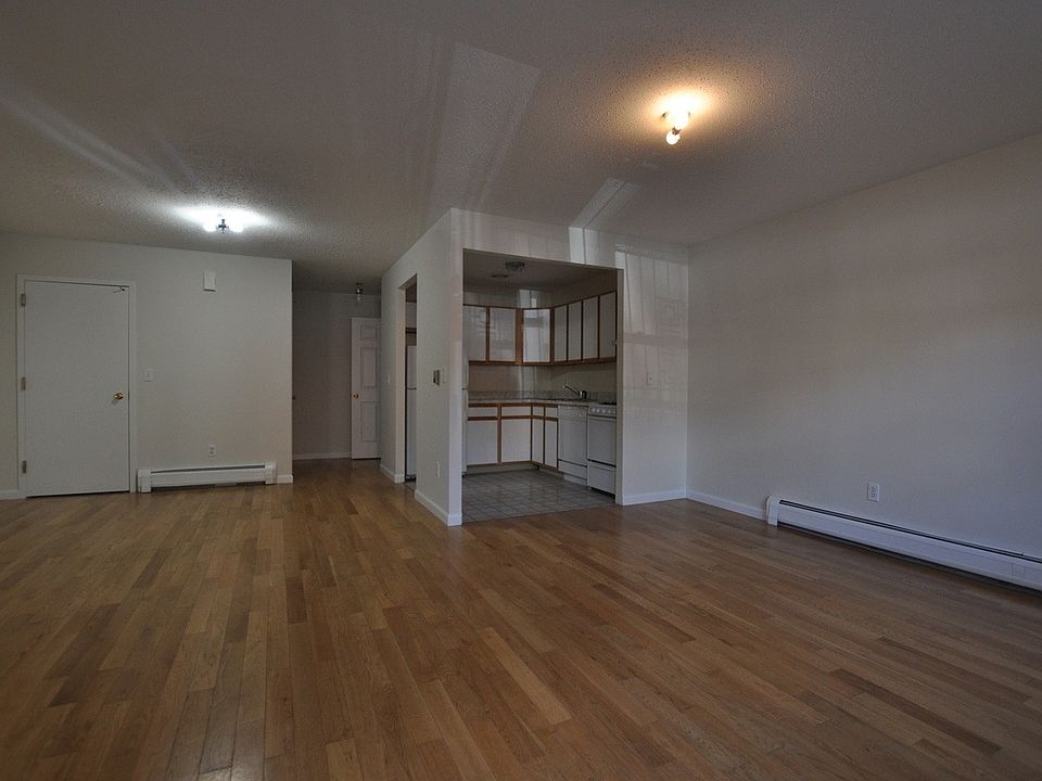 1st image of 64 Underhill Ave #1RKA