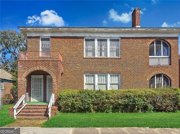 726 E 40th St, Savannah, GA 31401
