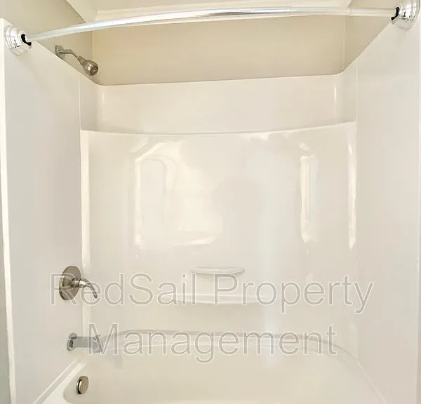 2 Still Harbor Ct — Photo 13