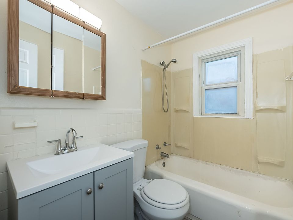 1st image of 7128 Dawson Pl #2