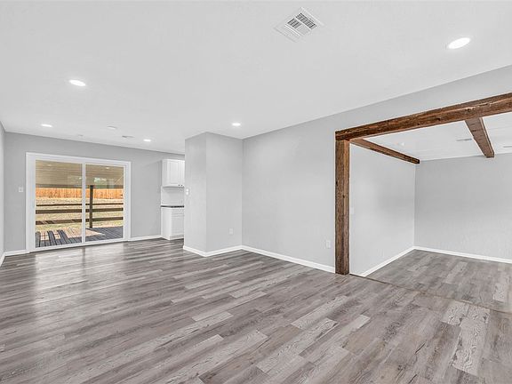 3rd image of 1514 NW 43rd St