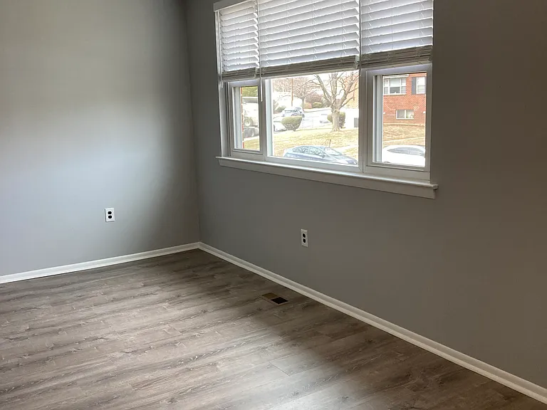 2102 Emerson St #1 — Photo 14