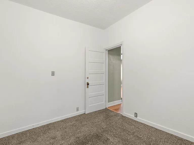 2708 SE Clinton St — Photo 23