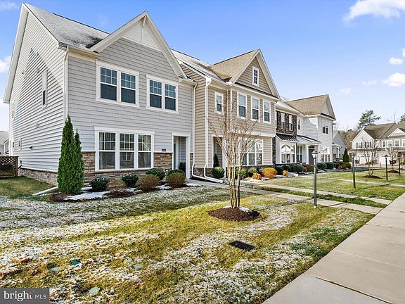 3rd image of 6154 Buntline Ln