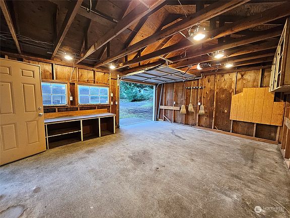5th image of 3421 NE Old Belfair Hwy