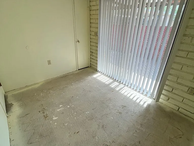 3627 E Lee St — Photo 18