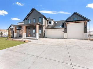 14501 N Woodpecker Ave, Boise, ID 83714