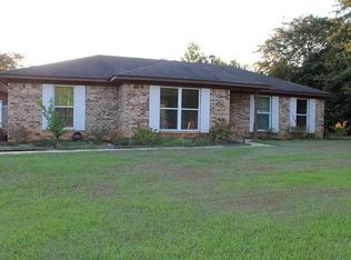 3 Laredo Dr, Saraland, AL 36571