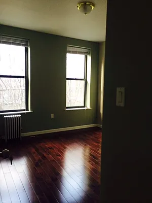 Rented by Moses Stoller, LREB | media 1