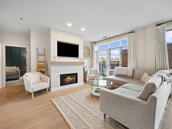 2nd image of 1444 N Orleans St APT 5C