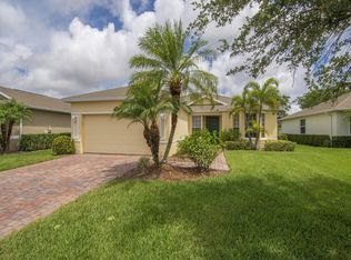 3161 Ashford Sq, Vero Beach, FL 32966