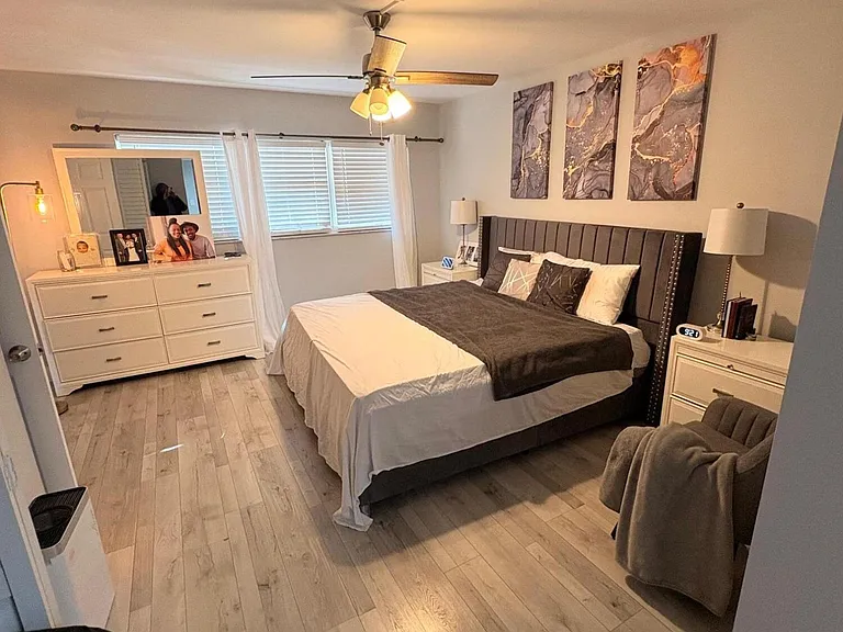 605 Oaks Dr #304 — Photo 16
