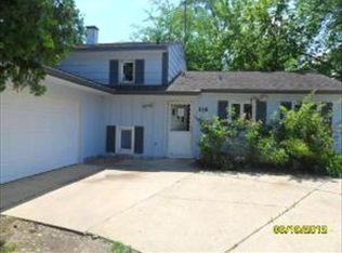 119 Vantroba Dr, Glendale Heights, IL