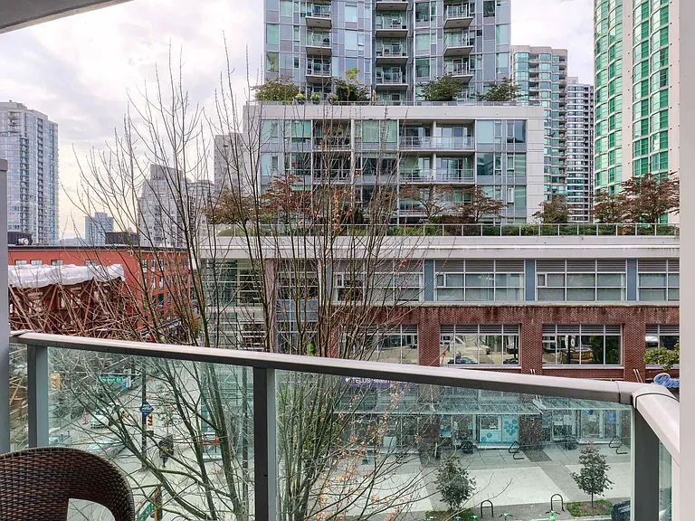 233 Robson St #508 — Photo 10