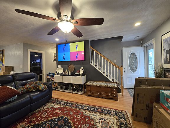 2nd image of 2903 Berkley Ave