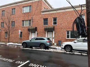 377 1st St APT 2, Jersey City, NJ 07302