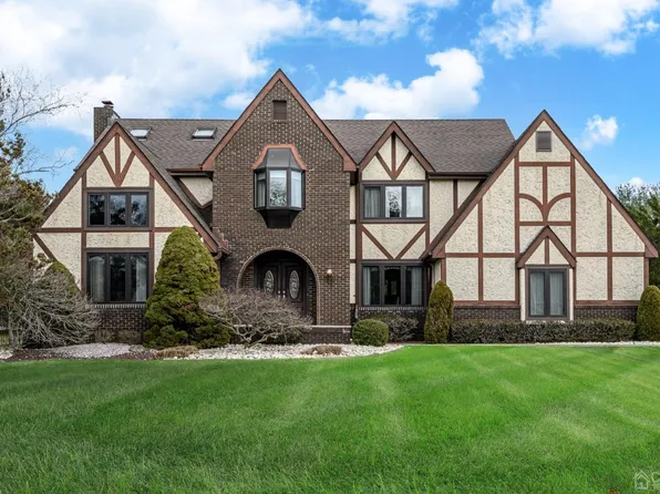 1804 Celeste Dr, Wall Township, NJ 07719