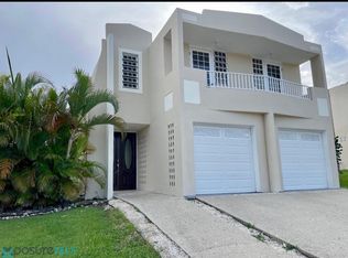 962 Calle Tabonuco #445, Rio Grande, PR 00745