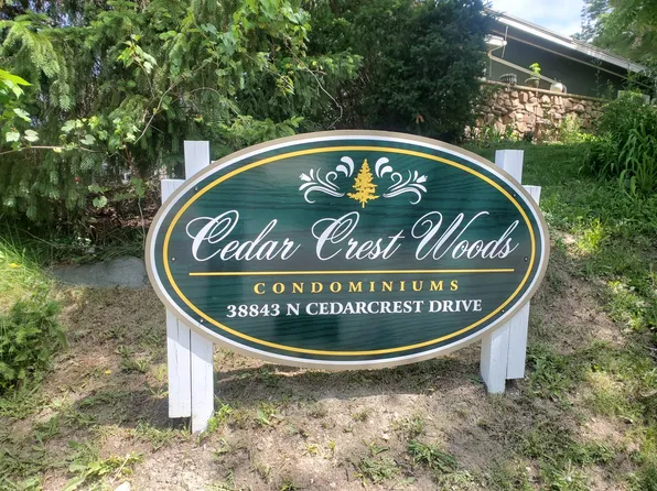 38843 N Cedar Crest Dr APT 101, Lake Villa, IL 60046