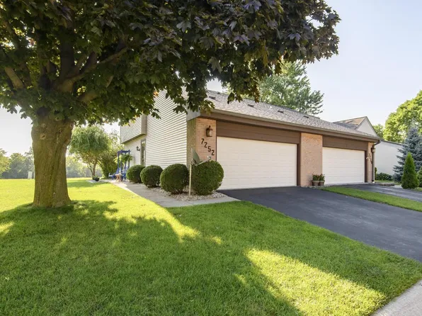 7252 South Delaine DRIVE, Oak Creek, WI 53154