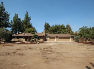 6407 N De Wolf Ave, Clovis, CA 93619