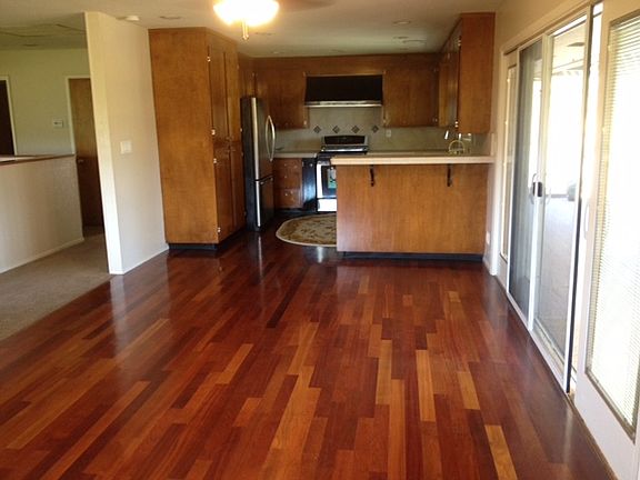 4th image of 10060 Underwood Ct